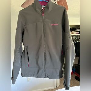 Patagonia woman’s large fall jacket